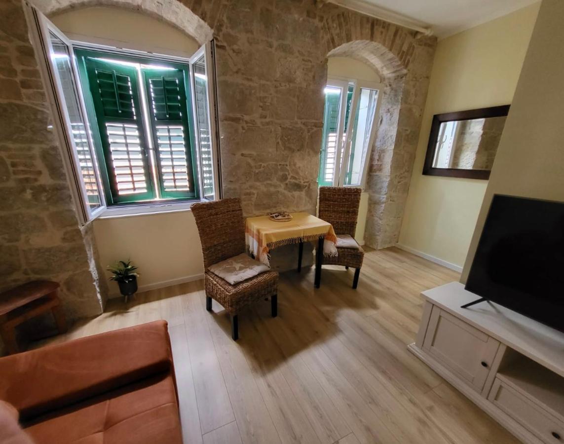 Devivi Apartments Сплит Екстериор снимка
