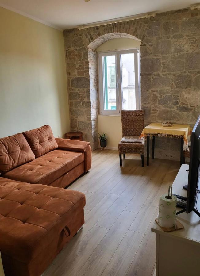 Devivi Apartments Сплит Екстериор снимка