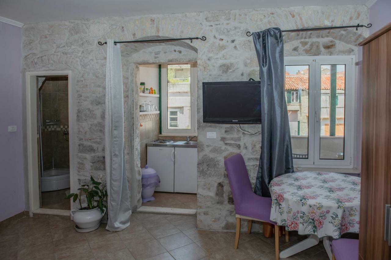 Devivi Apartments Сплит Екстериор снимка